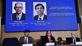 Henri Kagan and Kenso Soai are awarded the 2026 Nobel Prize in Chemistry during a press conference at the Royal Swedish Academy of Sciences in Stockholm, Sweden, October 7, 2026. TT News Agency/Fredrik Sandberg  via REUTERS      ATTENTION EDITORS - T