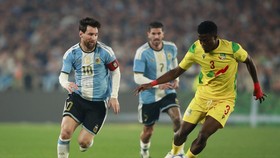 Lionel Messi jadi bintang kemenangan Argentina atas Benin, 3-0.