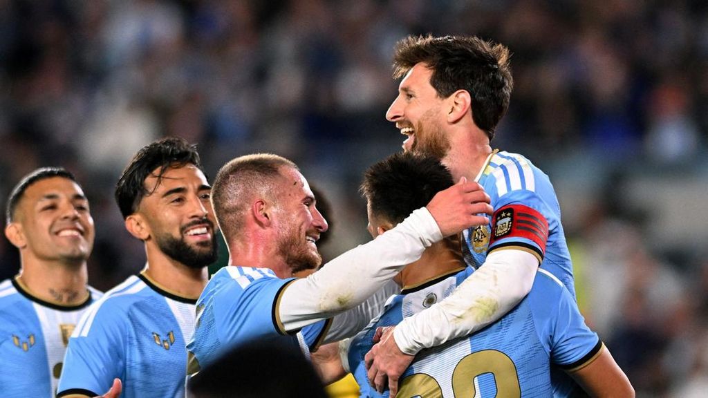 Pesan Ronaldo untuk Messi yang Pensiun dari Argentina, Apa Isinya?
