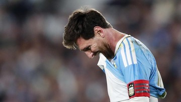 Liputan Olahraga CNN Sport : FOTO: Messi Menangis di Laga Perpisahan Bersama Argentina