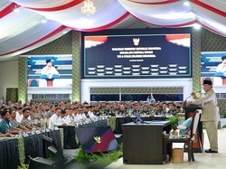 Prabowo Ungkap Alasan Kumpulkan 800 Perwira Tinggi TNI dan Polri di Istana