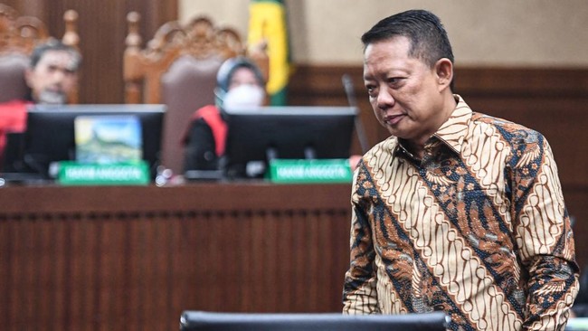 Terdakwa selaku mantan Jaksa Agung Muda Tindak Pidana Khusus Kejaksaan Agung Febrie Adriansyah bersiap menjalani sidang perdana di Pengadilan Tipikor, Jakarta, Rabu (7/10/2026). Febrie Adriansyah menjalani sidang perdana dengan agenda pembacaan dakwa