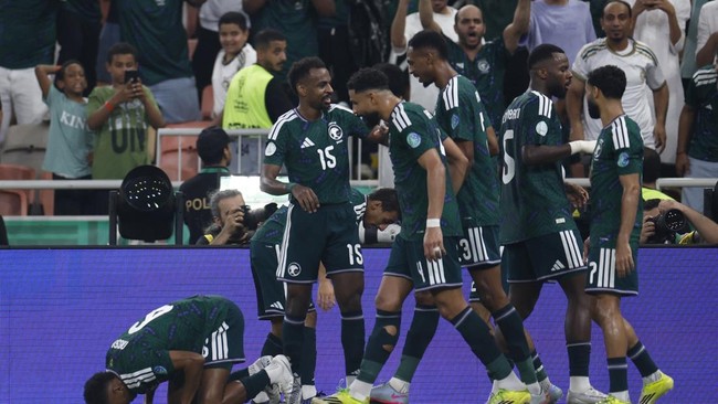 Soccer Football - Gulf Cup - Final - Saudi Arabia v United Arab Emirates - King Abdullah Sports City Stadium, Jeddah, Saudi Arabia - October 6, 2026 Saudi Arabia's Firas Al-Buraikan celebrates scoring their second goal REUTERS/Ibraheem Abu Mustafa