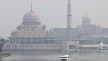 Malaysia Didesak Tindak Perusahaan yang Picu Kebakaran Hutan RI