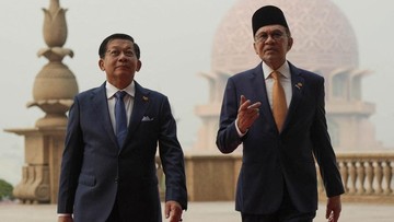 FOTO: Anwar Ibrahim Resah, Malaysia Dibekap Asap Sambut Tamu Negara