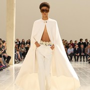 Balenciaga Tampilkan Teknik Couture pada pada Koleksi Siap Pakai Summer 2027