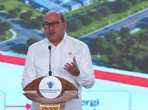 CEO Danantara Rosan Roeslani di Groundbreaking dan Komersialisasi 11 Ekosistem Hilirisasi Nikel serta Ekspor Perdana Baterai Kendaraan Listrik Kawasan Industri Weda Bay, Halmahera Tengah, Maluku Utara, 8 Oktober 2026