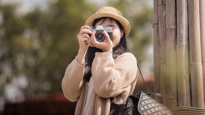 3 Ciri Kepribadian Orang yang Lebih Suka Menghabiskan Uang untuk Liburan
