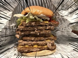 Gokil! Burger Baru Wendys Berisi 7 Patty dan Mengandung 2.614 Kalori