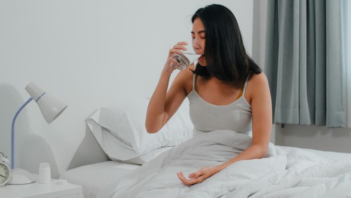 5 Manfaat Minum Air Hangat Setelah Bangun Tidur