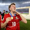 JAKARTA, INDONESIA - OCTOBER 05: Ole Romeny of Indonesia poses for a photo with his winners medal after the team's victory in the FIFA ASEAN CUP final between Indonesia and Thailand at Gelora Bung Karno Stadium on October 05, 2026 in Jakarta, Indones