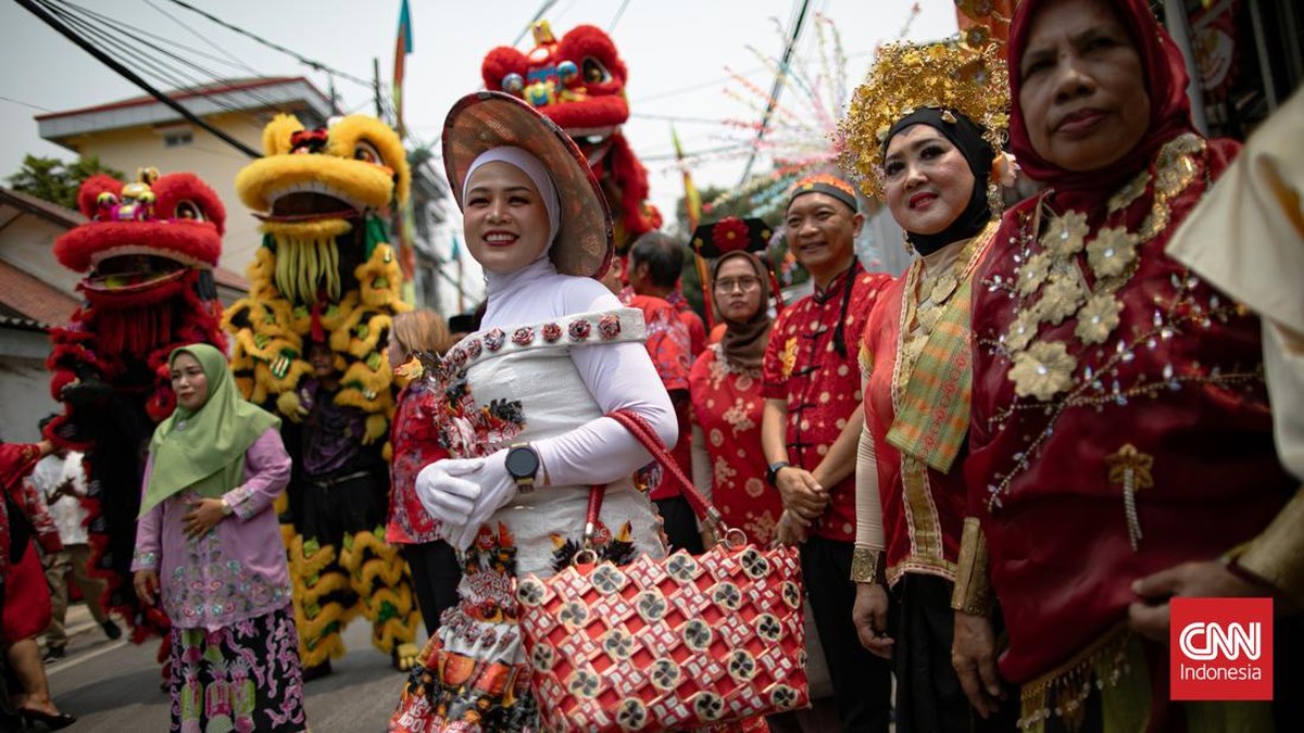 Tim Penilai Benyamin S Award sambangi Kelurahan Taman Sari Jakbar, Kamis, 8 Oktober 2026.  Rangkaian Benyamin S Award, yang diadakan oleh Pemerintah Provinsi DKI Jakarta ini, akan ditutup dengan acara puncak di akhir Oktober mendatang. CNNIndonesia/A