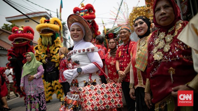 Tim Penilai Benyamin S Award sambangi Kelurahan Taman Sari Jakbar, Kamis, 8 Oktober 2026.  Rangkaian Benyamin S Award, yang diadakan oleh Pemerintah Provinsi DKI Jakarta ini, akan ditutup dengan acara puncak di akhir Oktober mendatang. CNNIndonesia/A