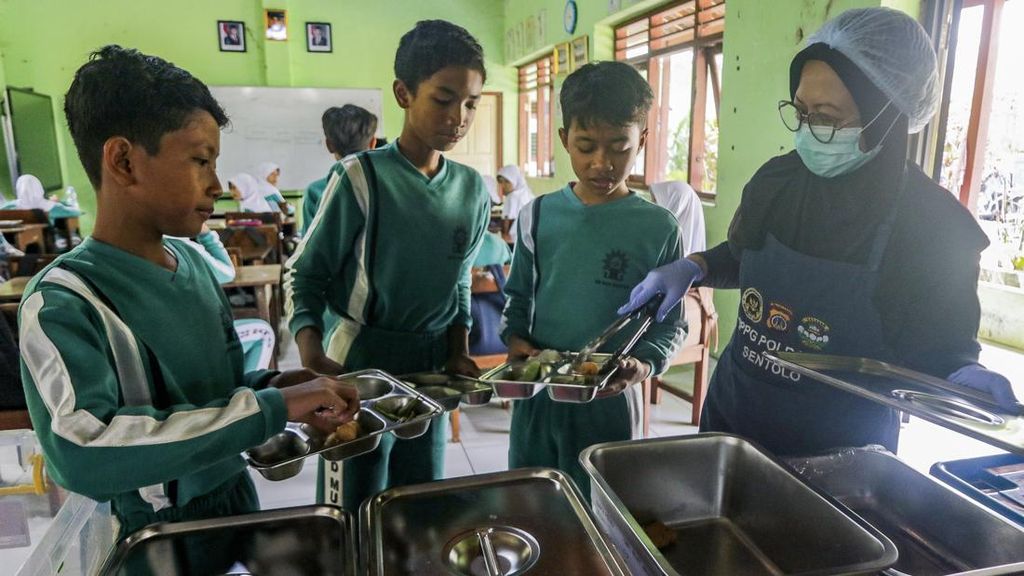 Wagub Gorontalo Buka Peluang MBG Prasmanan untuk Siswa