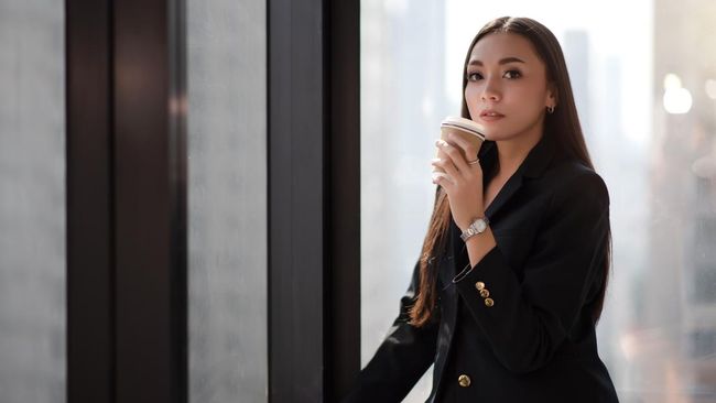 Gaya Berpakaian Orang IQ Tinggi yang Tunjukkan Karakter Mereka Menurut Psikologi