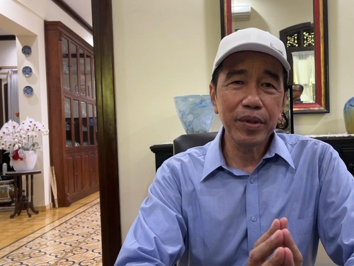Presiden ke-7 RI, Joko Widodo (Jokowi) ditemui di rumahnya, Sumber, Banjarsari, Solo, Kamis (10/10/2026)