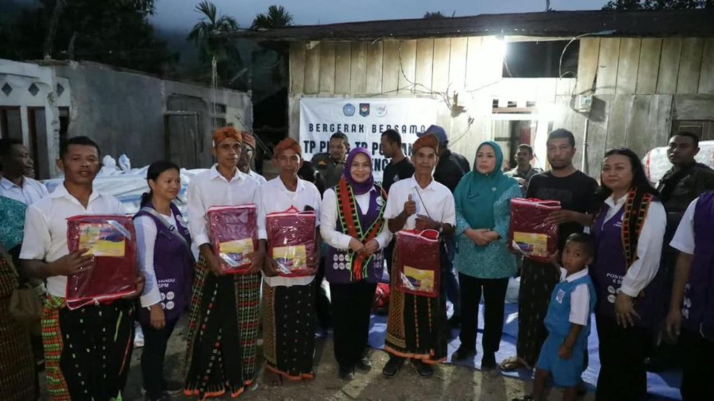 TP PKK dan TP Posyandu Pusat Percepat Pemulihan Pascagempa di Manggarai