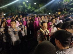 Momen Hangat Komjen Asep Edi Suheri Lepas Jabatan Kapolda Metro