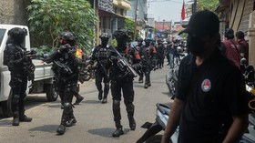 Penggerebekan Sarang Narkoba di Kampung Ambon