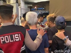 Eks Lokalisasi Saritem Dirazia Polisi, Puluhan Orang Diamankan