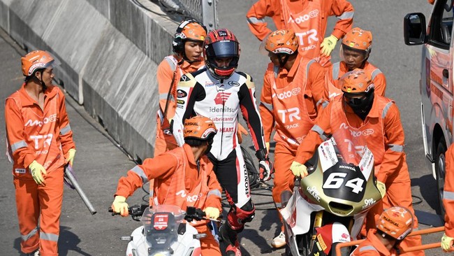 Pembalap Berjatuhan Saat Sesi Practice MotoGP Mandalika 2026