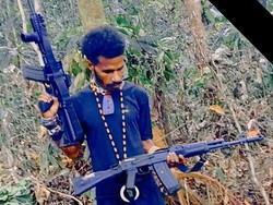Tampang Bos OPM Pembunuh TNI AL yang Tewas Ditembak di Maybrat