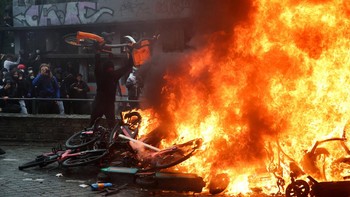 Aksi Mogok Massal Menentang Pemotongan Anggaran di Belgia