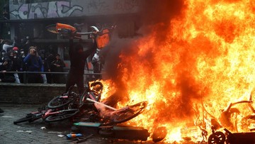 FOTO: Aksi Mogok Massal Tolak Pemangkasan Anggaran di Belgia
