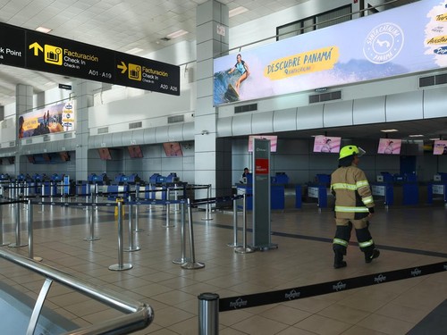 Bandara Internasional Tocumen, Panama, kembali beroperasi pada Jumat (9/10) setelah sempat ditutup imbas gempa dahsyat bermagnitudo 7,7.