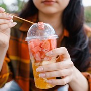 Minum Jus atau Makan Buah, Mana yang Lebih Baik untuk Kesehatan?