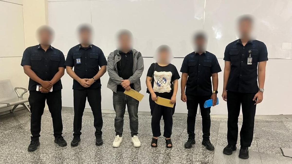 2 Dokter Asal China Dideportasi usai Buka Praktik Ilegal di Bali