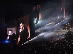Dear God Menggema di JIS! A7X Bikin Puluhan Ribu Penonton Nostalgia Era Warnet