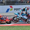 Daniel Holgado dan David Alonso mengalami insiden kecelakaan dalam Moto2 Mandalika 2026.