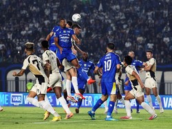 Babak I Persib Vs Dewa United: Maung Bandung Kebobolan 2 Gol