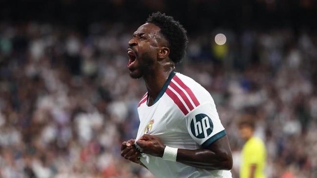 Soccer Football - LaLiga - Real Madrid v Villarreal - Estadio Bernabeu, Madrid, Spain - October 10, 2026 Real Madrid's Vinicius Junior celebrates scoring a goal that was later disallowed REUTERS/Alejandro Martinez Velez
