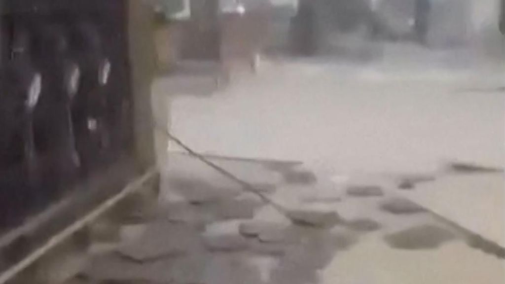 Porak-poranda Bandara Riyadh Dihantam Serangan yang Tewaskan 12 Orang