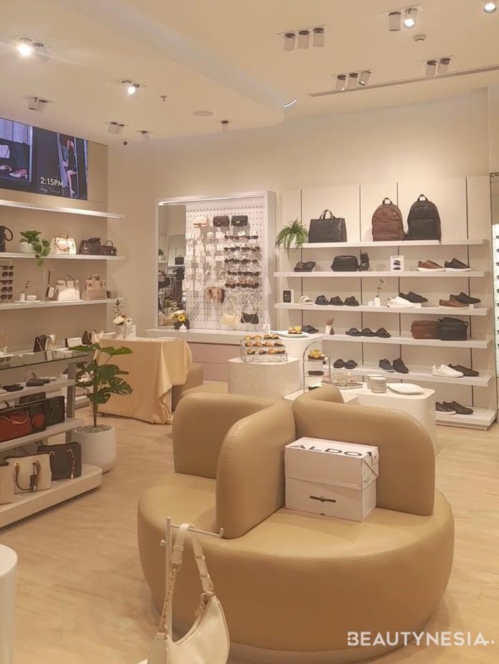 Lebih spacious dan nyaman, para fashion enthusiasts kini bisa menikmati pengalaman berbelanja yang lebih berkesan di concept store ALDO tersebut./ Foto: Sierra/Beautynesia