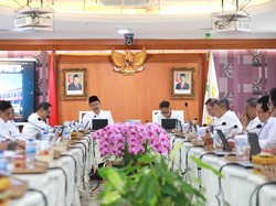 Gus Ipul Wajibkan Jajaran Kemensos Jadi Agen Perlinsos-Tekankan Efisiensi