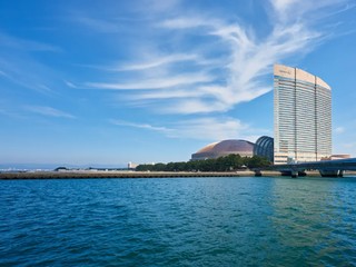 Liburan ke Fukuoka, Pilih Hotel di Pusat Kota atau Tepi Laut?