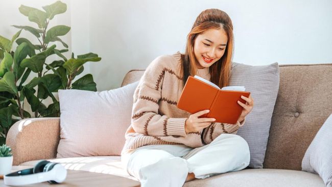 Orang yang Suka Baca Buku Fiksi Cenderung Miliki Mental Lebih Sehat, Ini Penjelasannya