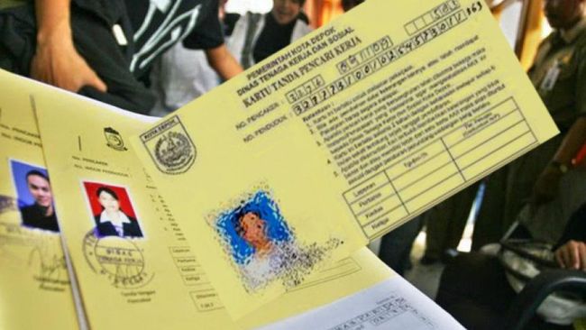 Kartu tanda pencari kerja atau kartu kuning (AK1) di Dinas Tenaga Kerja (ist)