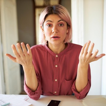 7 Kebiasaan Orang dengan IQ Rendah saat Mengobrol dengan Teman Menurut Psikolog