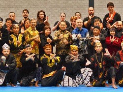 Menbud Dorong Pencak Silat Mendunia Lewat Festival Budaya Internasional