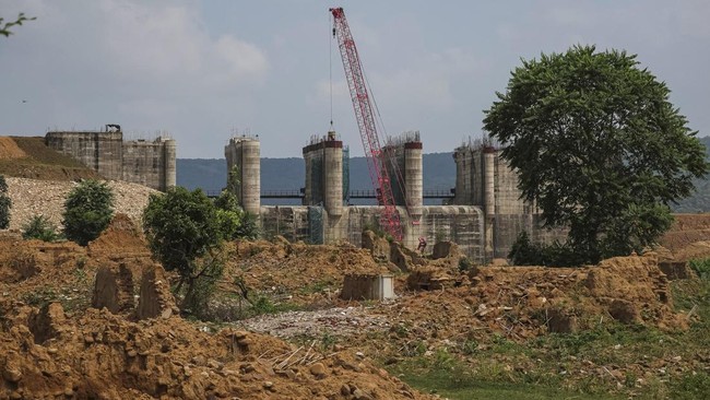 Construction of the Runj Dam over the Runj River is underway near Ajaygarh, Madhya Pradesh, India, September 21, 2026. REUTERS/Amit Dave