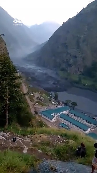 thumbnail video banjir bandang nepal