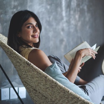 5 Cara Mengenali Introvert dengan IQ Tinggi dari Kebiasaannya Sehari-hari