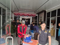 Kantor Sekwan Bengkulu Utara Digeledah, 4 Boks Dokumen-2 Laptop Disita