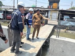 Ganggu Normalisasi Sungai, Pemkab Sidoarjo Bakal Tertibkan Jembatan Liar