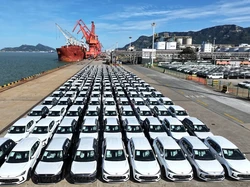 Eropa Mulai Batasi Mobil Hybrid Buatan China
