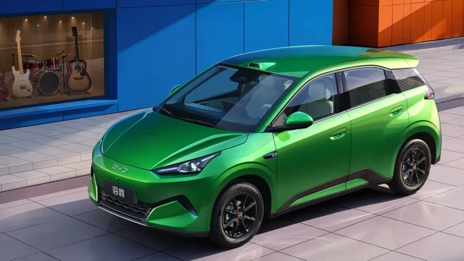 Generasi kedua BYD Seagull atau dikenal dengan nama Atto 1 di Indonesia.